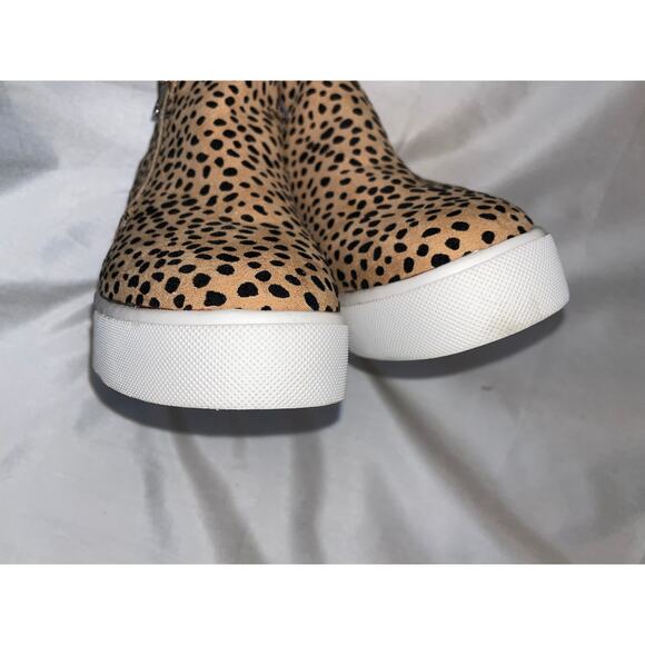 Soda Women's Taylor Nubuck Hi-Top Sneakers - Size 9 - Double Zippers for Easy On - Picture 6 of 10